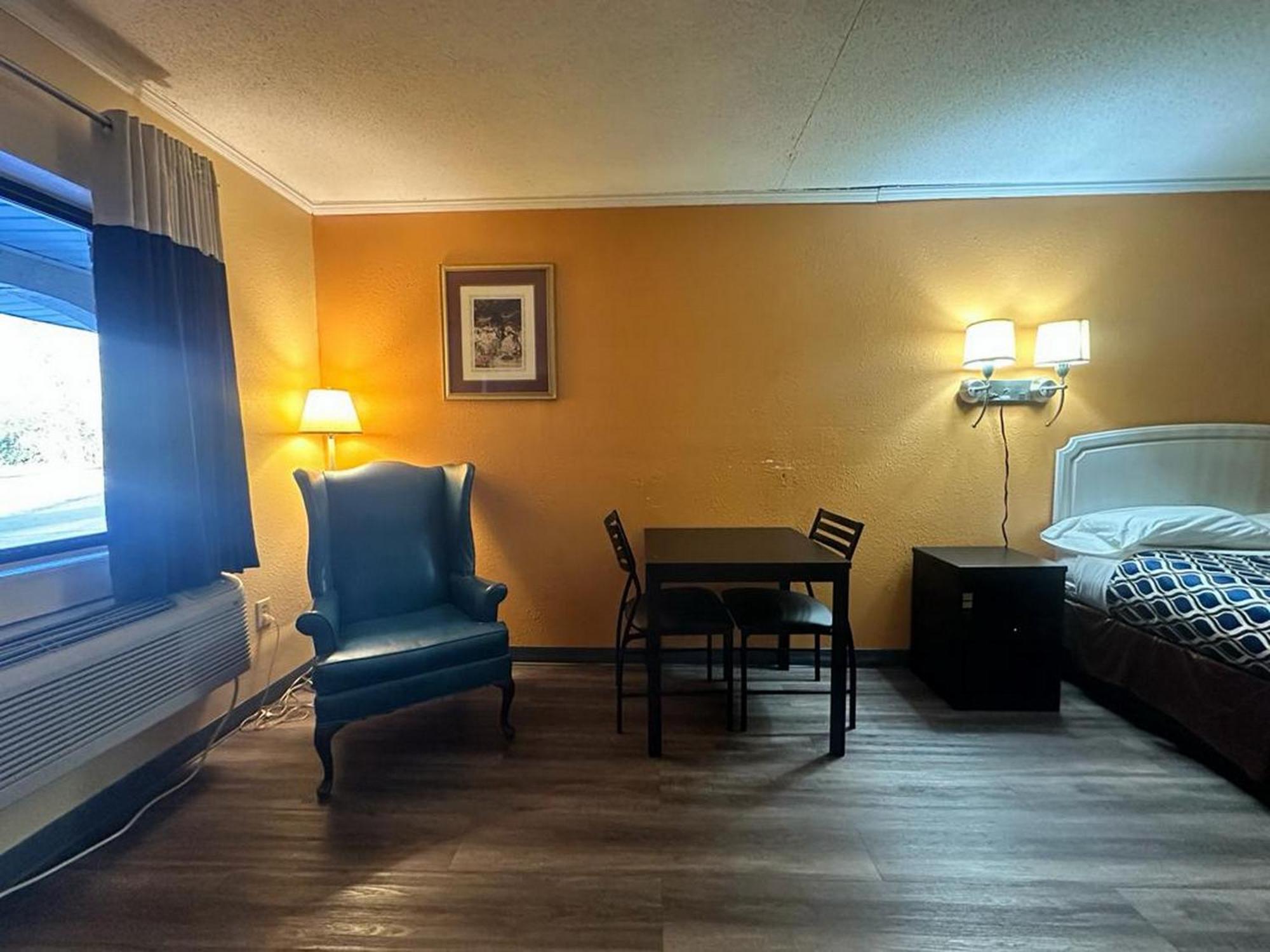 Loyalty Inn Rockingham Exteriér fotografie