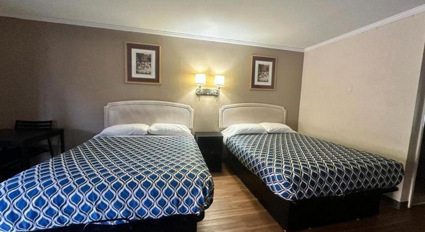 Loyalty Inn Rockingham Exteriér fotografie